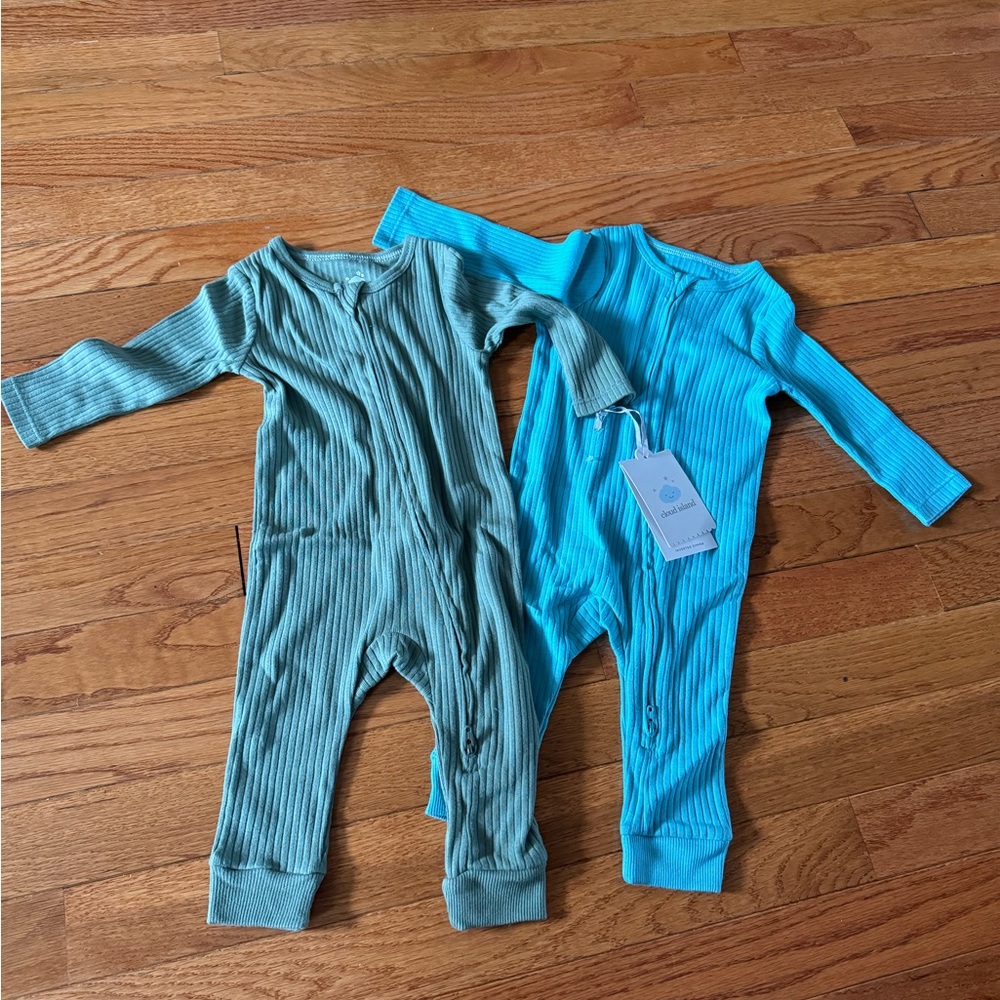 NWT CloudIsland footless sleep and play 3-6 months